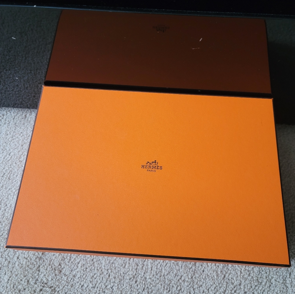 Hermes box